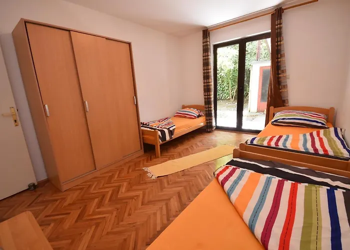Igalo Garden Apartment